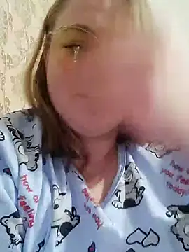 Snapshot of Kiss_Eva chatting on 01-13-25, 06:27 Kiss Eva online show from 01-13-25, 06:27