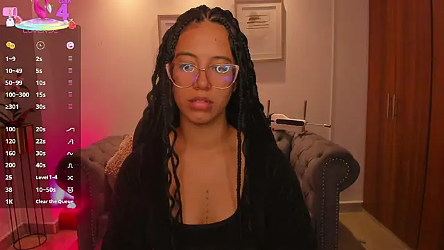 Snapshot of raven_stonee chatting on 10-24-25, 03:47 raven stonee online show from 10-24-25, 03:47