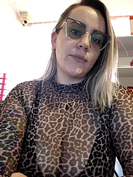 CurvyLust x online show from 12-05-25, 01:31