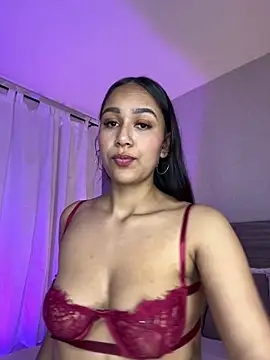 Snapshot of MiilaBlake chatting on 12-17-25, 08:15 MiilaBlake online show from 12-17-25, 08:15