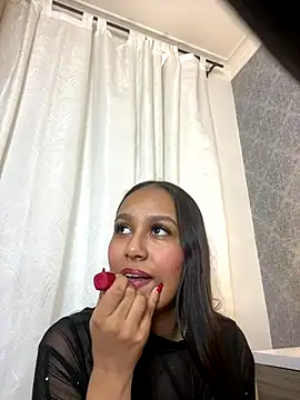 Snapshot of MiilaBlake chatting on 12-22-25, 08:17 MiilaBlake online show from 12-22-25, 08:17