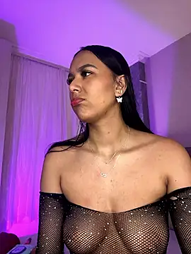 Snapshot of MiilaBlake chatting on 01-10-26, 07:59 MiilaBlake online show from 01-10-26, 07:59