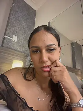 Snapshot of MiilaBlake chatting on 02-05-26, 07:29 MiilaBlake online show from 02-05-26, 07:29