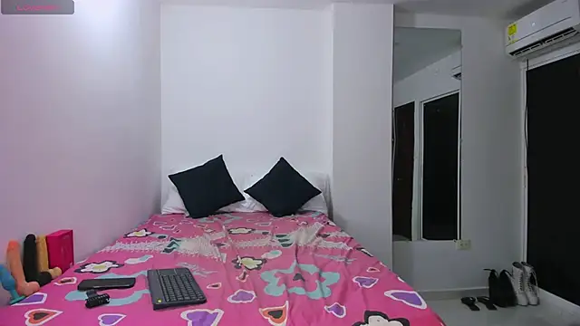 zou quira online show from 12-03-25, 03:32