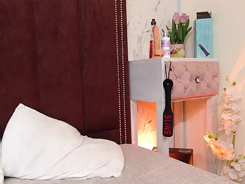 VioletxBloom online show from 09-17-25, 09:05