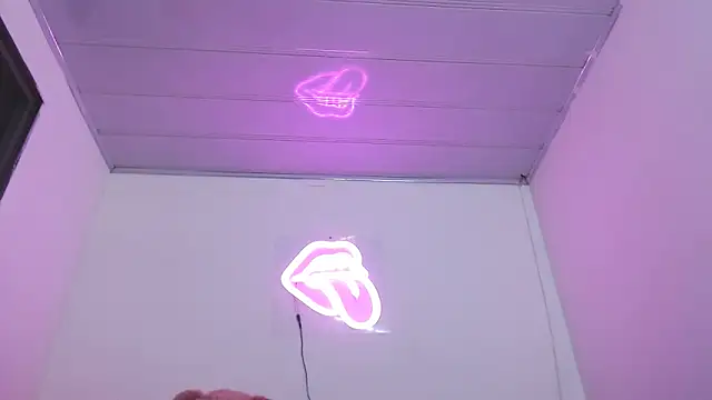 valerii fox 69 online show from 02-25-26, 03:27