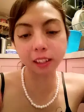 Snapshot of MoonBlueSex chatting on 09-18-25, 02:57 MoonBlueSex online show from 09-18-25, 02:57