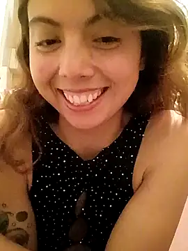 Snapshot of MoonBlueSex chatting on 10-08-25, 04:43 MoonBlueSex online show from 10-08-25, 04:43