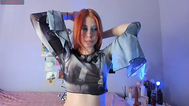 VelvetBlitz online show from 09-18-25, 01:46