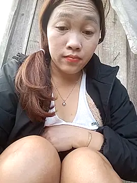 miumiu 00 online show from 10-28-25, 01:31