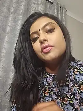 Indian GlowingMiax online show from 11-25-25, 02:44