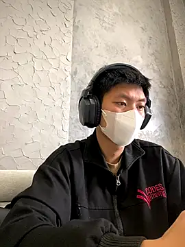 linh21107 online show from 11-07-25, 01:16