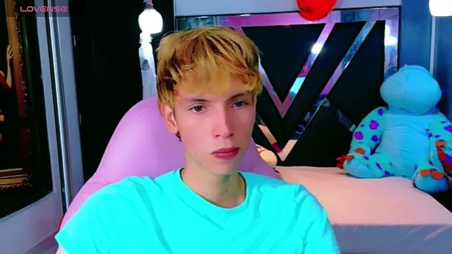 park jimin1 online show from 10-28-25, 12:09