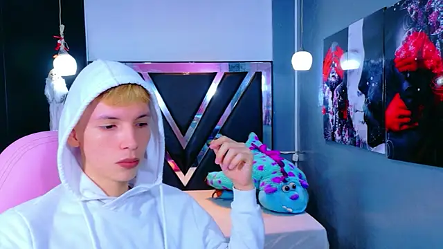 park jimin1 online show from 11-13-25, 12:15