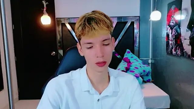 park jimin1 online show from 12-20-25, 12:12