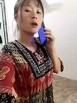 Snapshot of linda_bae00 chatting on 09-24-25, 07:12 linda bae00 online show from 09-24-25, 07:12