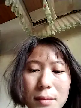 Snapshot of linda_bae00 chatting on 10-28-25, 02:26 linda bae00 online show from 10-28-25, 02:26