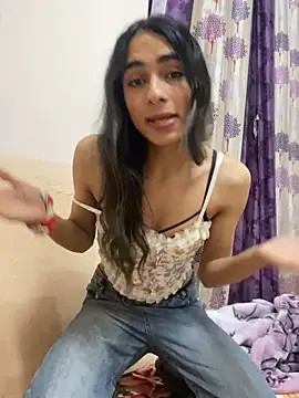 Snapshot of kaylee_demm chatting on 02-03-26, 07:52 kaylee demm online show from 02-03-26, 07:52