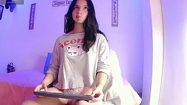   abrill   online show from 09-12-25, 12:55