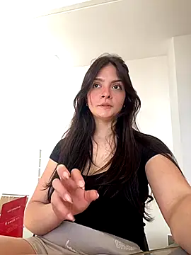 Danielaeliana online show from 09-26-25, 06:56