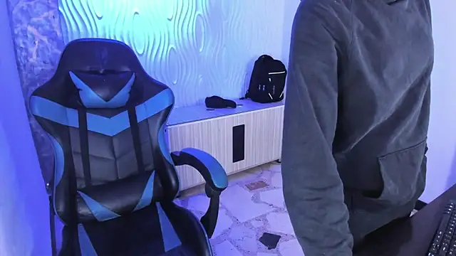 alison moon7 online show from 11-08-25, 11:21