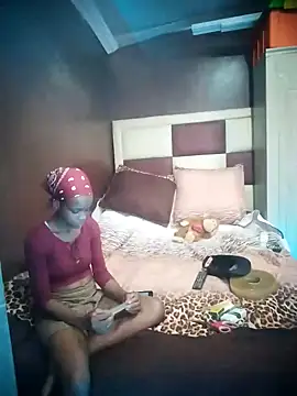 TinnyVsGiant online show from 09-18-25, 01:35