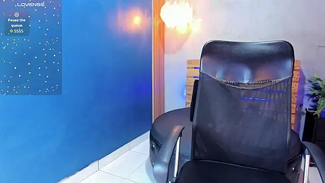 Daiisy kiss online show from 10-08-25, 07:00