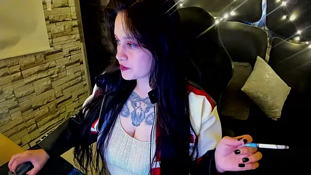 Morana  Hot online show from 10-27-25, 05:00