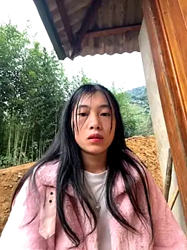 EmLy02 online show from 11-16-25, 11:43