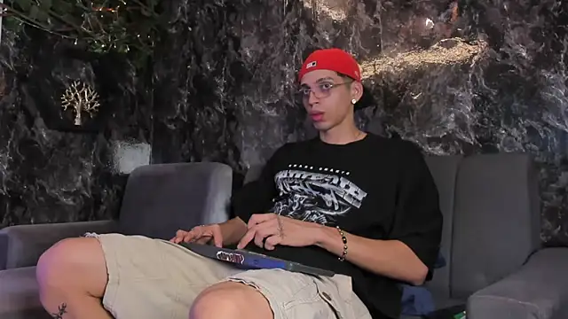 nicolai drake online show from 11-08-25, 03:29