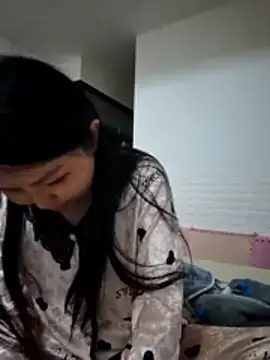 lingling5200 online show from 04-21-26, 02:56