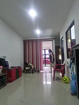 Nina vallon online show from 02-05-26, 12:43