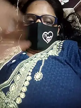 Snapshot of AVA55 chatting on 10-14-25, 06:42 AVA55 online show from 10-14-25, 06:42