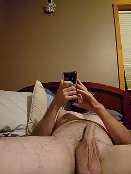 Snapshot of Dillybar41 chatting on 09-15-25, 05:07 Dillybar41 online show from 09-15-25, 05:07