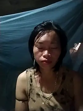 Snapshot of __Ngoc20__ chatting on 09-10-25, 03:28   Ngoc20   online show from 09-10-25, 03:28