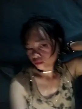 Snapshot of __Ngoc20__ chatting on 10-03-25, 03:20   Ngoc20   online show from 10-03-25, 03:20