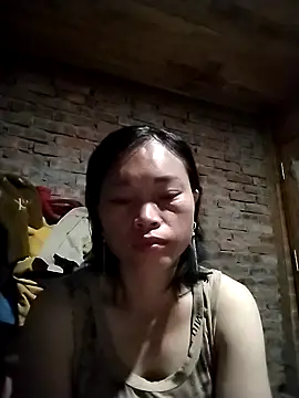 Snapshot of __Ngoc20__ chatting on 10-15-25, 02:39   Ngoc20   online show from 10-15-25, 02:39