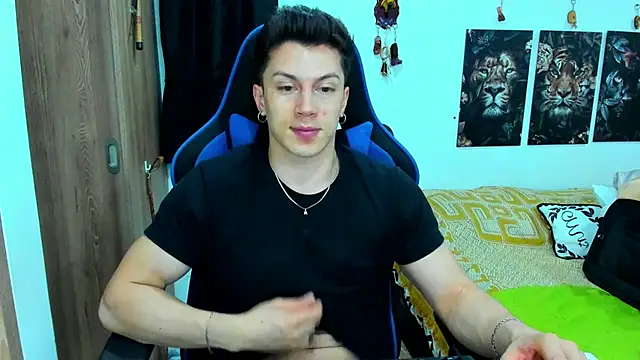 javiersexymann online show from 01-05-25, 12:09