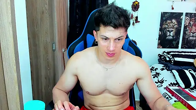 javiersexymann online show from 02-14-25, 08:05