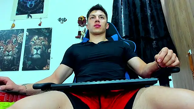 javiersexymann online show from 03-11-25, 06:19