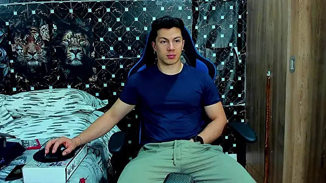 javiersexymann online show from 03-02-26, 02:03