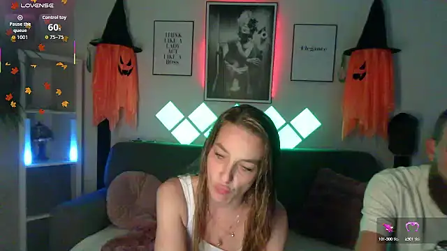 XBellaXundXUweX online show from 10-14-25, 07:03