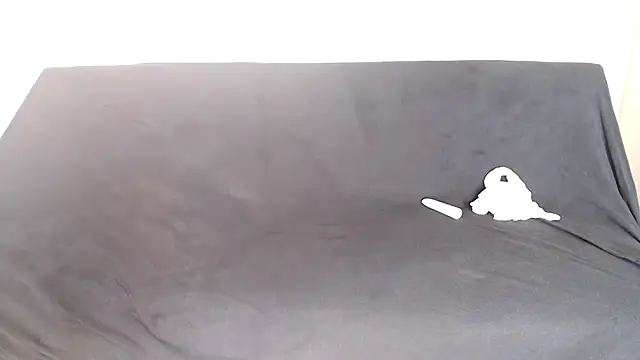 Snapshot of Candy_Couple9999 chatting on 09-19-25, 07:21 Candy Couple9999 online show from 09-19-25, 07:21