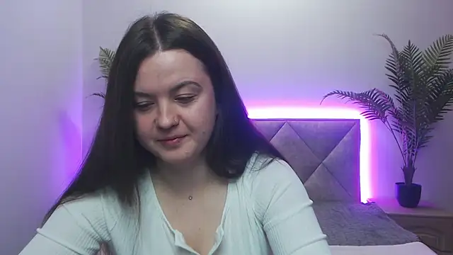 MavkaCute online show from 11-18-25, 07:07