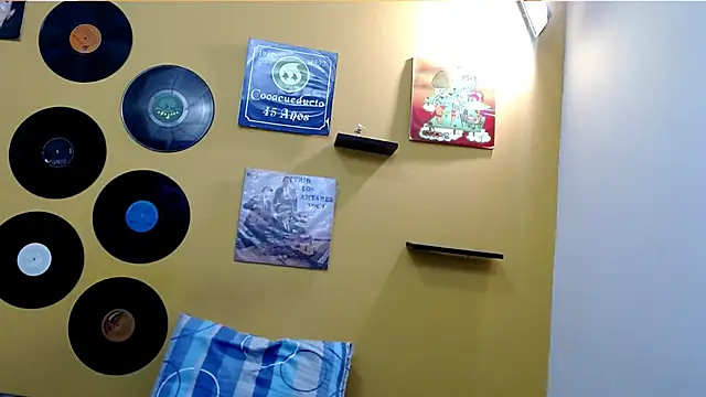 skinnyverus18 online show from 02-23-26, 07:11