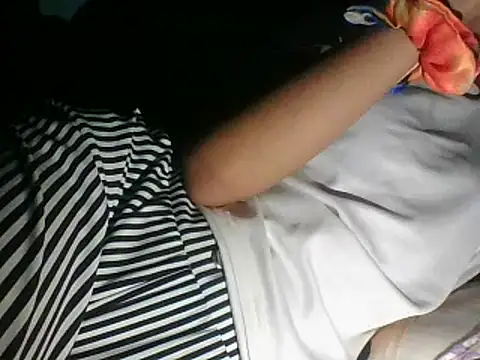 Snapshot of Your-muskan chatting on 09-21-25, 08:49 Your-muskan online show from 09-21-25, 08:49