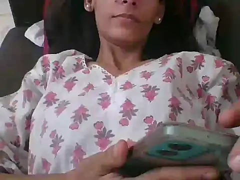 Snapshot of Your-muskan chatting on 09-29-25, 04:50 Your-muskan online show from 09-29-25, 04:50