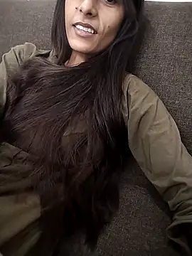 Snapshot of Your-muskan chatting on 10-10-25, 05:06 Your-muskan online show from 10-10-25, 05:06