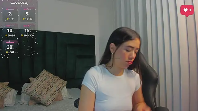 SaraWagner  online show from 09-15-25, 12:10