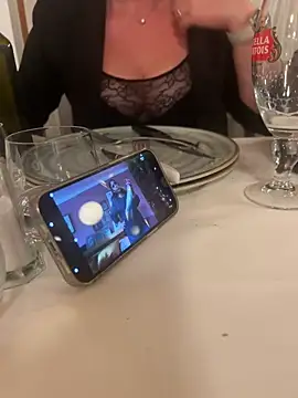 eddivad6974 online show from 09-17-25, 07:48